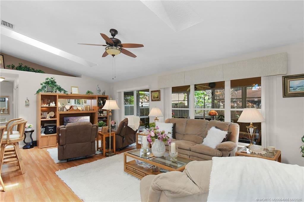 526 NE Vanda Terrado, Jensen Beach, FL 34957 photo 7