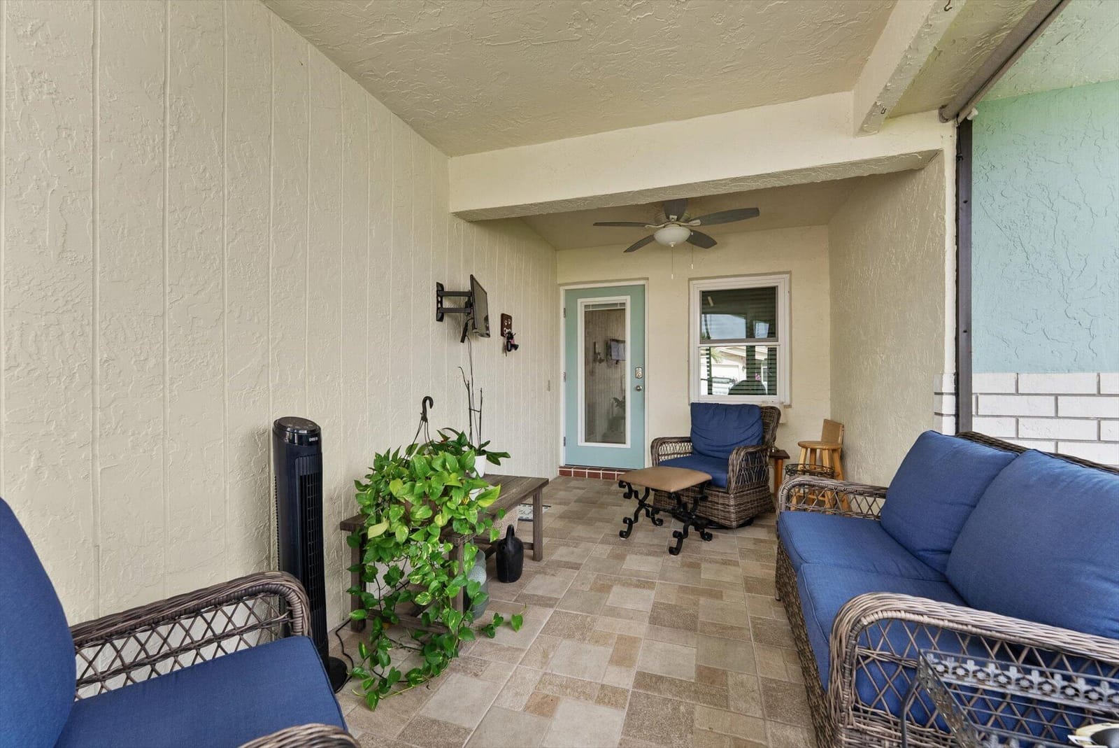 6318 Overland Drive, Delray Beach, FL 33484 photo 2
