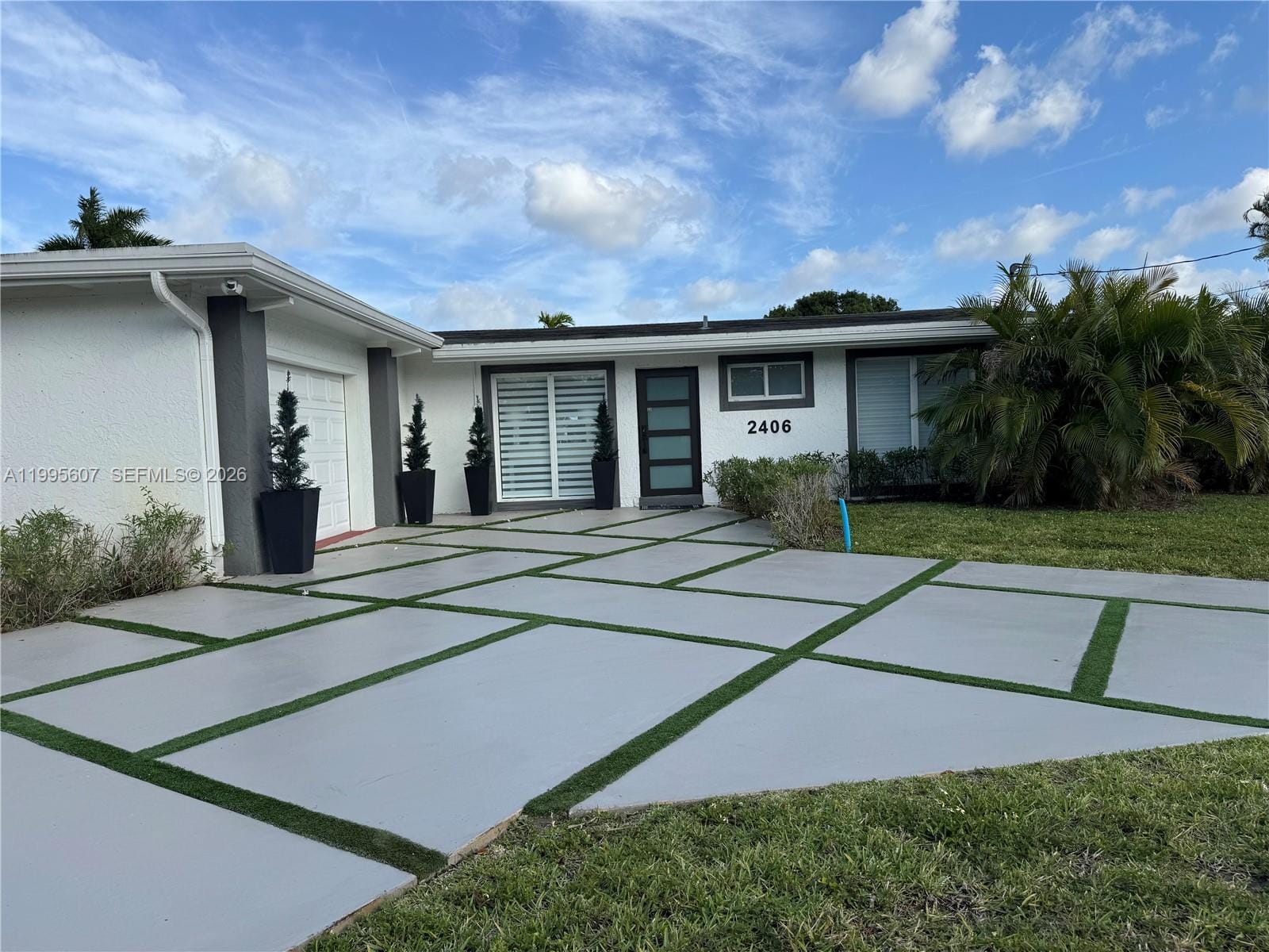 2406 Marathon Lane, Fort Lauderdale, FL 33312 photo 2