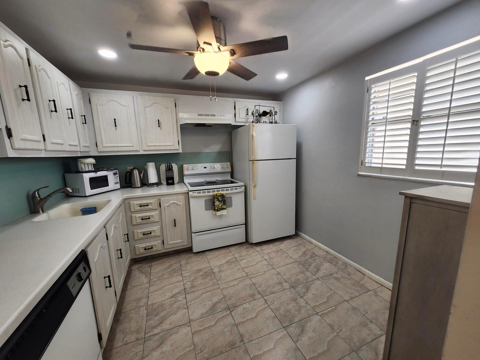 2600 NE 1st Lane 311, Boynton Beach, FL 33435 photo 6