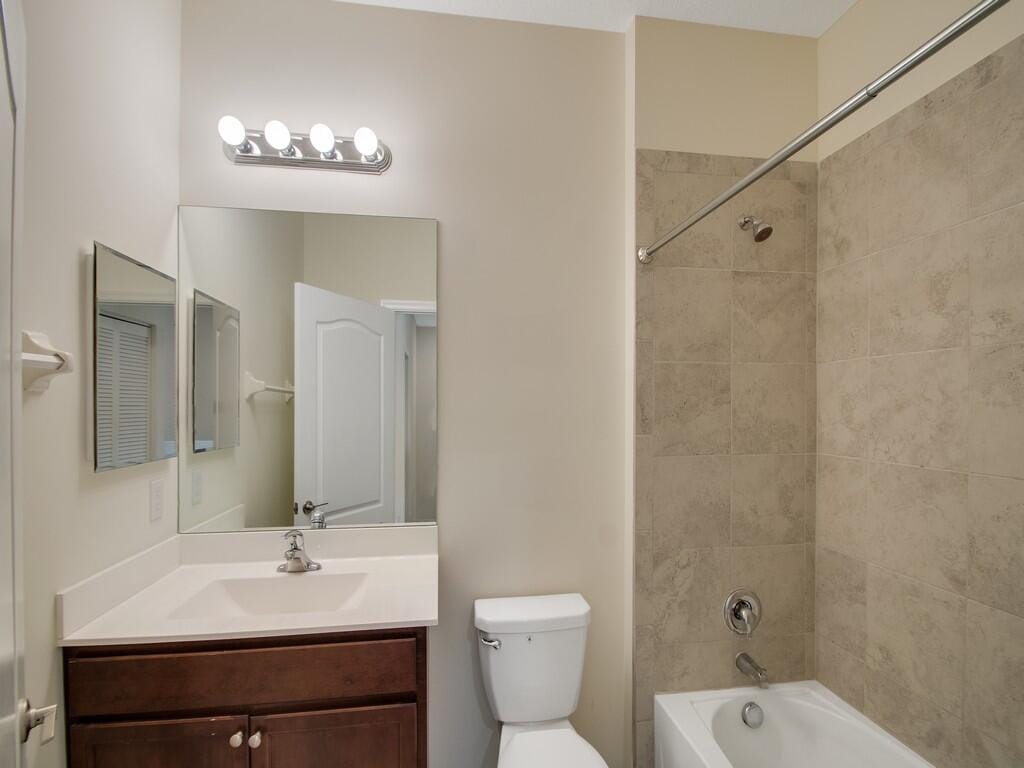 9878 E Villa Circle, Vero Beach, FL 32966 photo 28