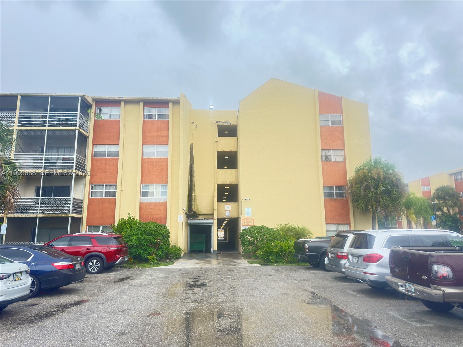3600 NW 21st Street 309, Lauderdale Lakes, FL 33311, Lauderdale Lakes