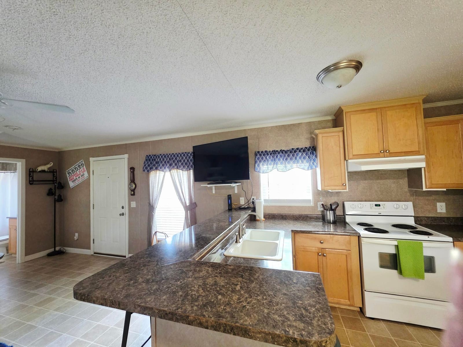 1501 Lake Drive W, Okeechobee, FL 34974 photo 4