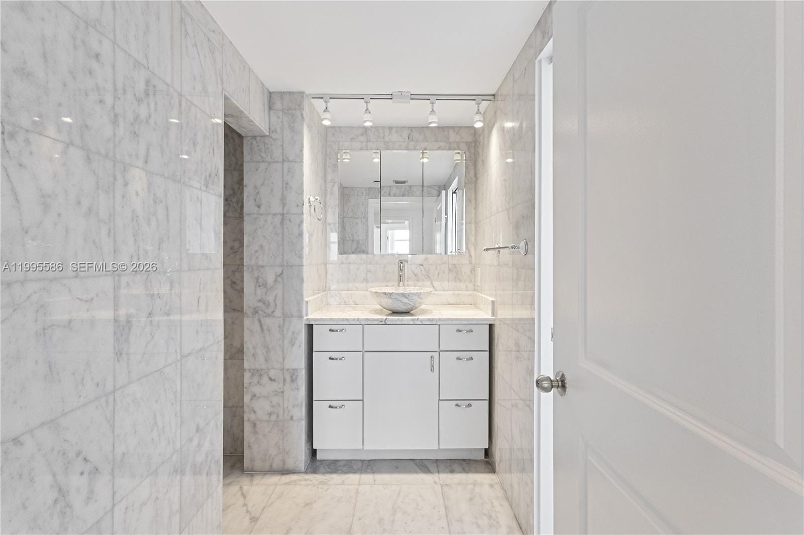 1250 S Miami Avenue 3506, Miami, FL 33130 photo 28