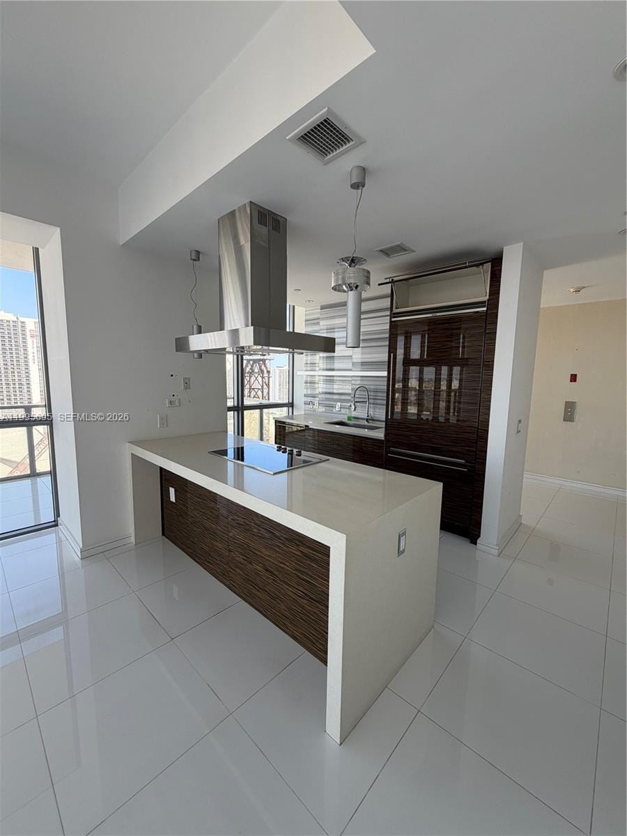 1100 Biscayne Boulevard 2605 — photo 2