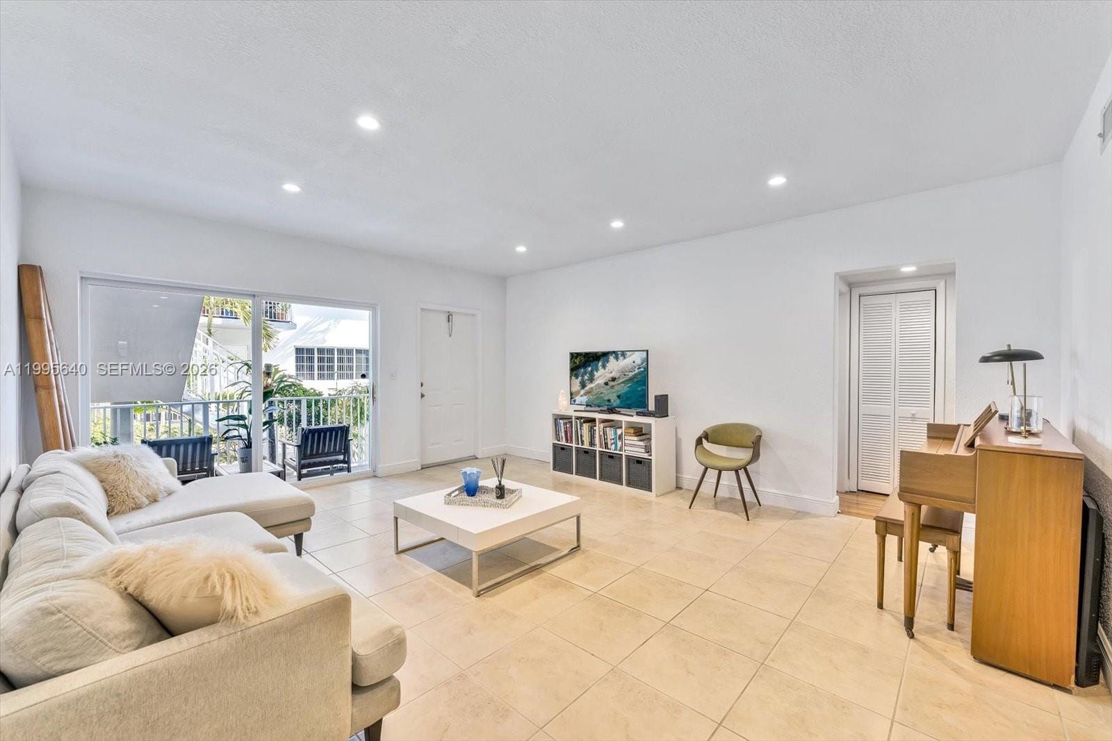 9260 Bay Harbor Terrace 3 — photo 5