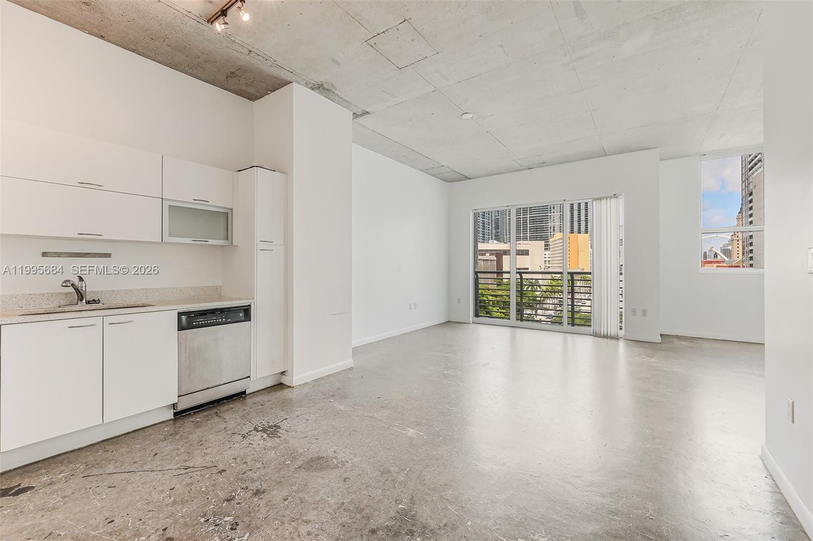 133 NE 2nd Avenue 611, Miami, FL 33132 photo 19