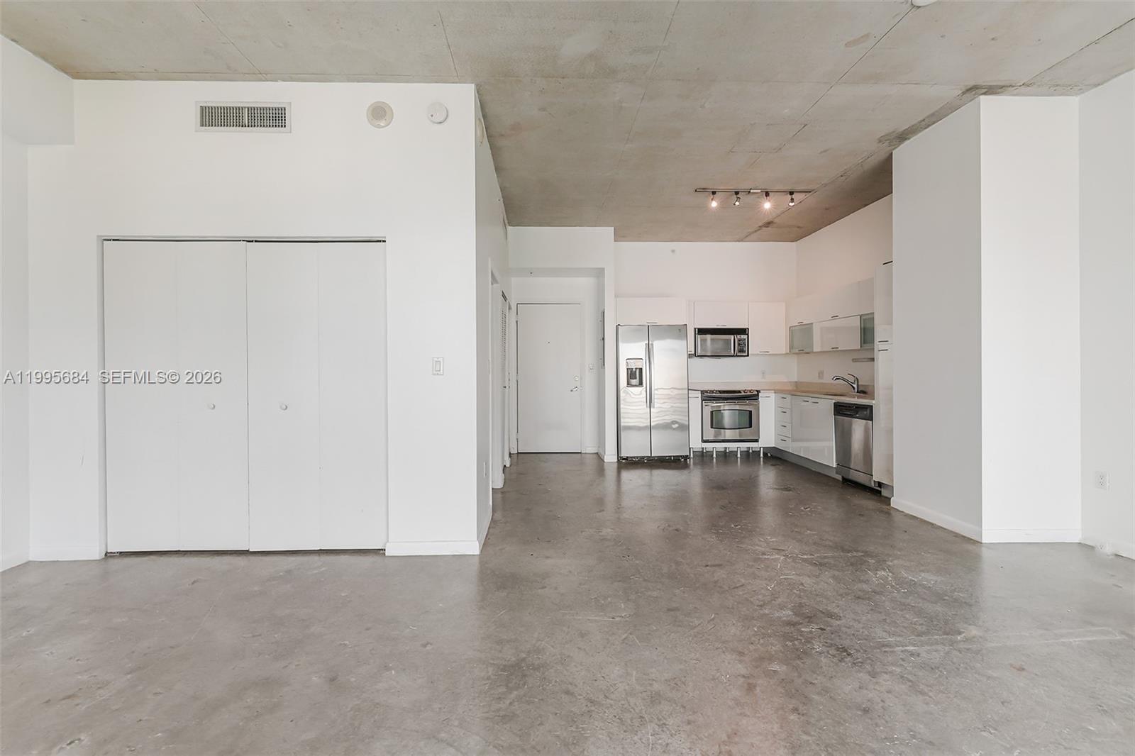 133 NE 2nd Avenue 611, Miami, FL 33132 photo 28
