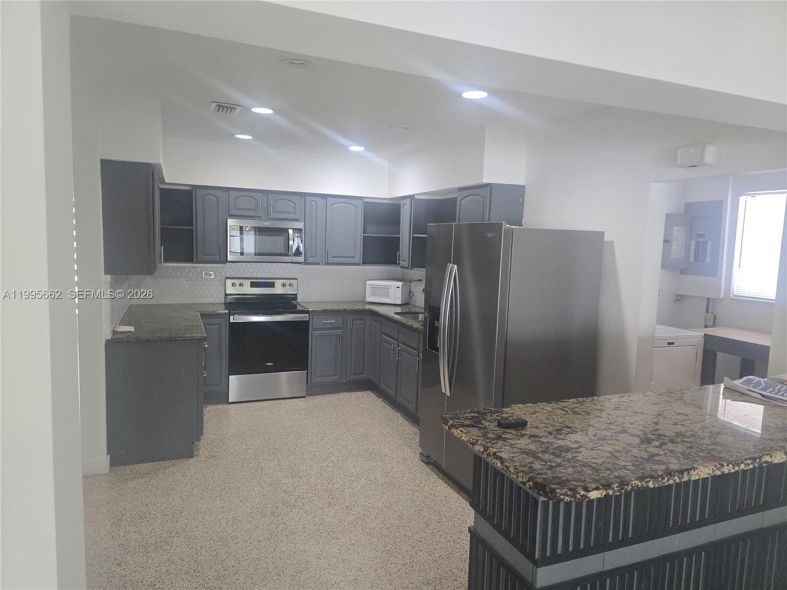 9725 SW 15th Street — photo 3
