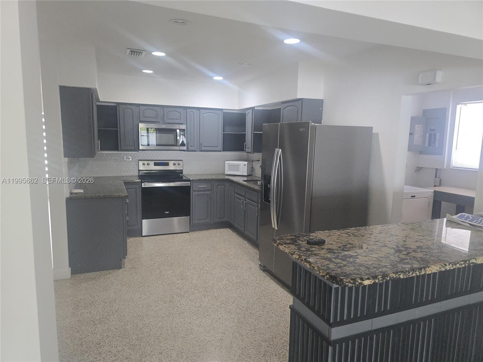 9725 SW 15th Street — photo 5