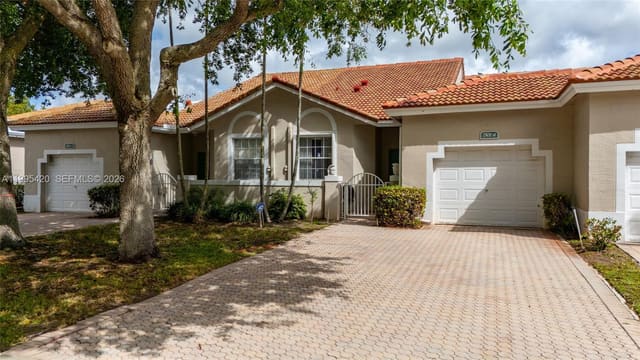 7501 S Aragon Boulevard 4, sold in Regency Homes At Sunrise, Sunrise, FL
