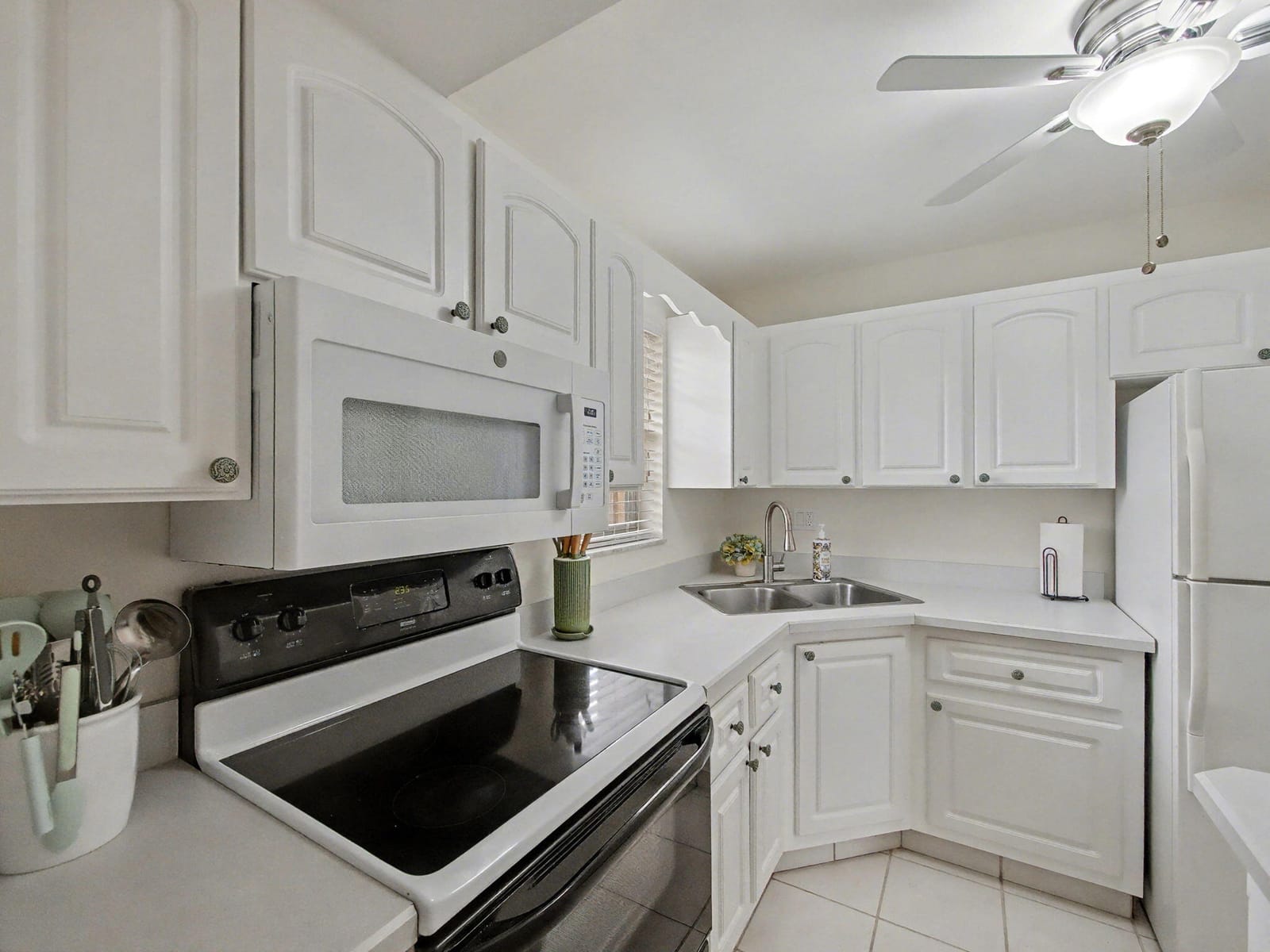 1967 SW Palm City Road 34c — photo 4