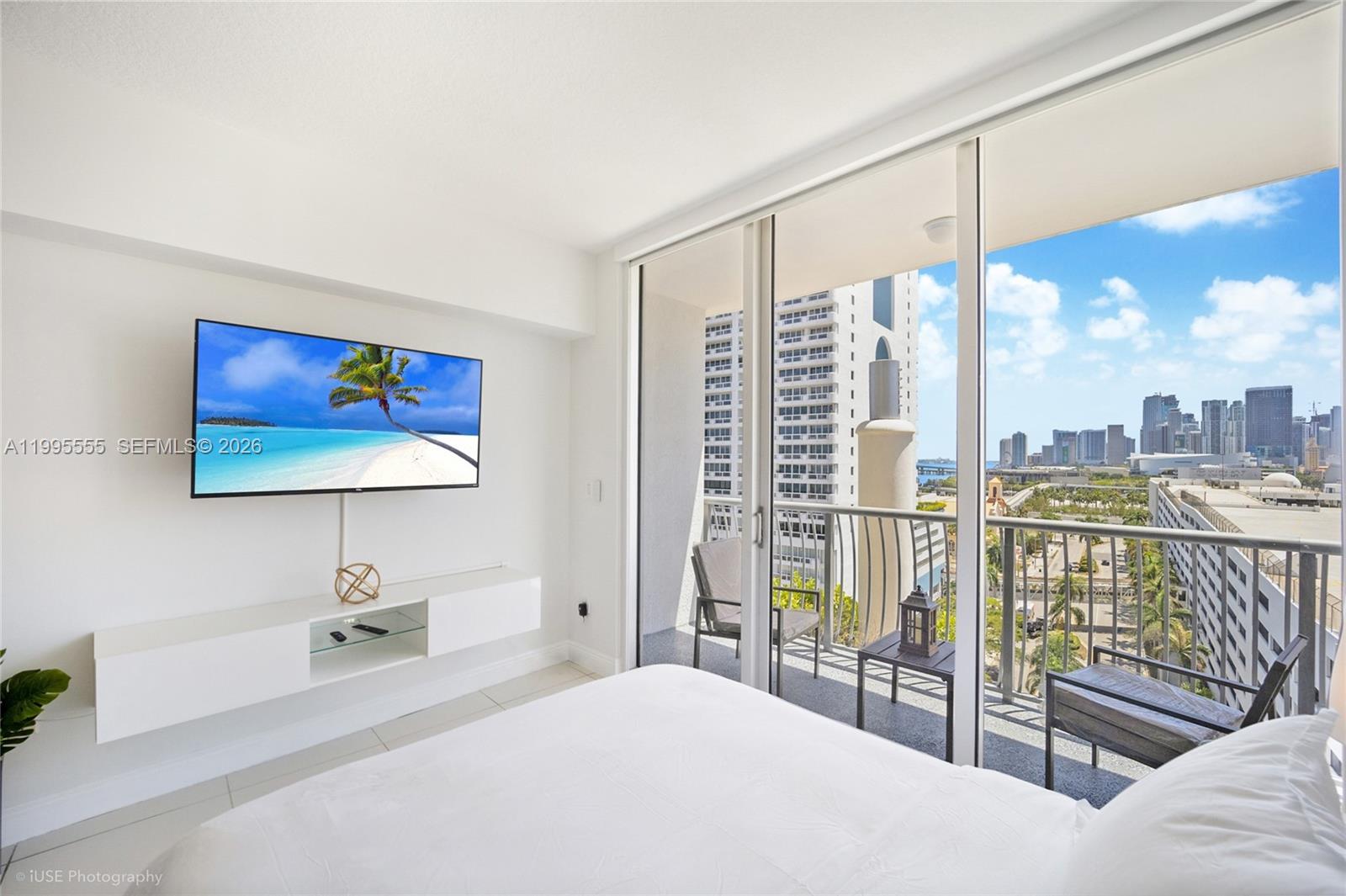 1750 N Bayshore Drive 1214, Miami, FL 33132, Miami