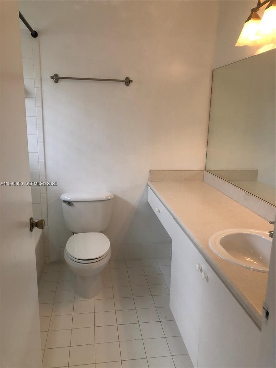 157 Hidden Ct Road I-48, Hollywood, FL 33023 photo 15