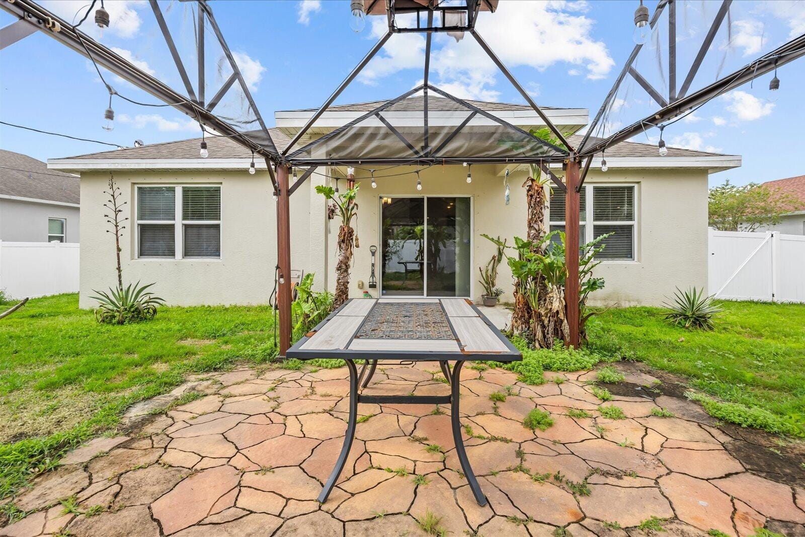 1749 SW Alberca Lane — photo 7