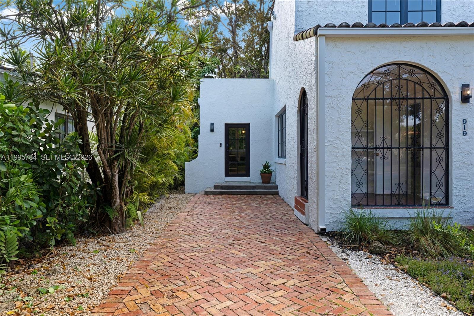 919 Lisbon Street — photo 8
