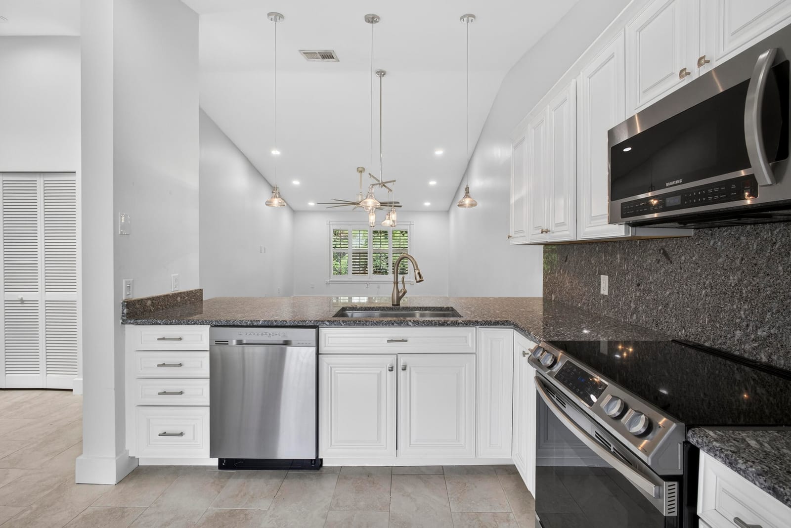 13085 Belhaven Court 4, Wellington, FL 33414 photo 6