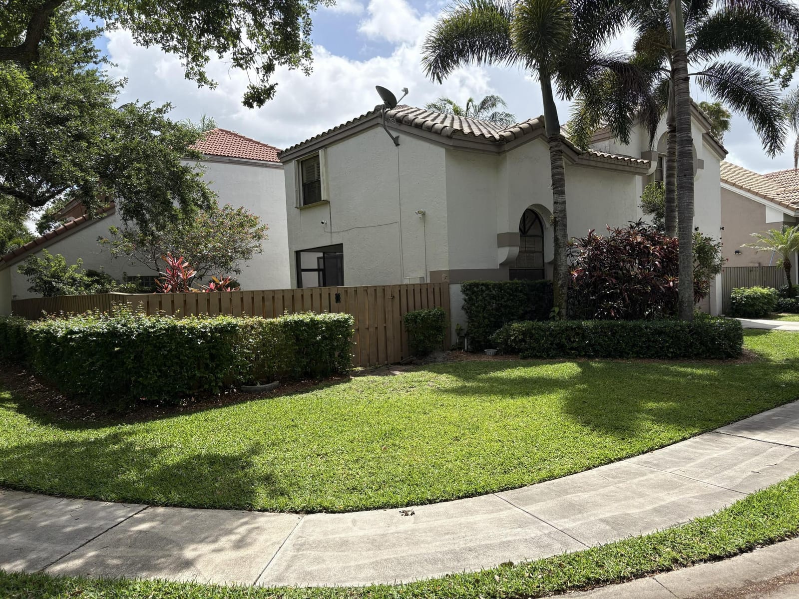 1750 NW 107th Way — photo 3