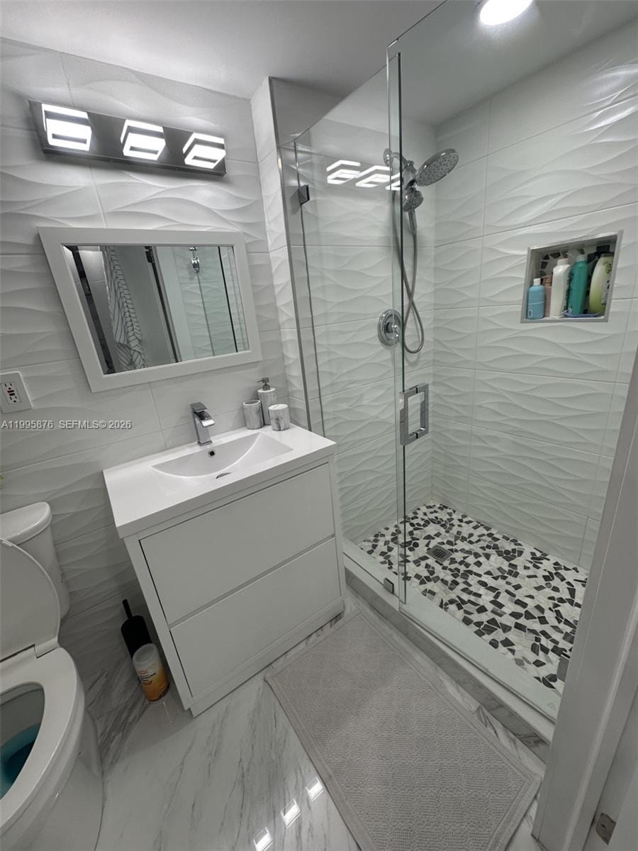 19195 NE 36th Court 201, Aventura, FL 33180 photo 14