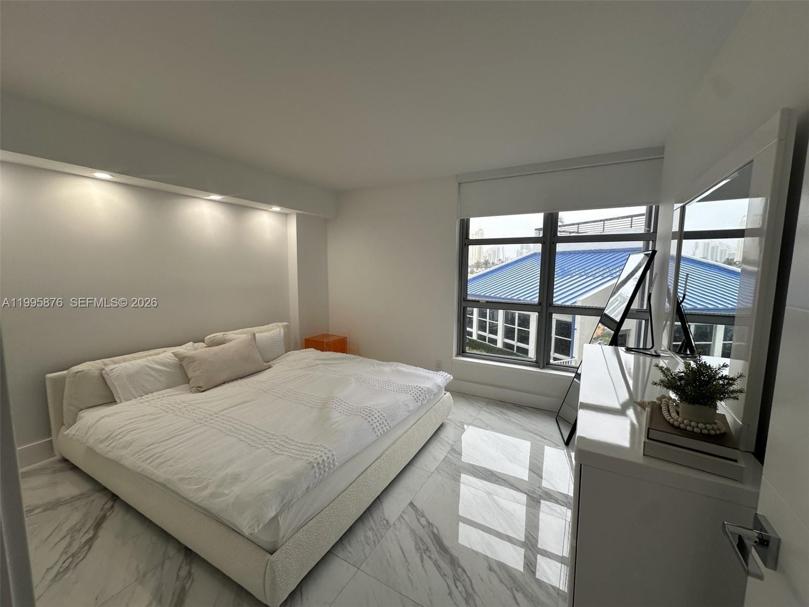 19195 NE 36th Court 201, Aventura, FL 33180 photo 15