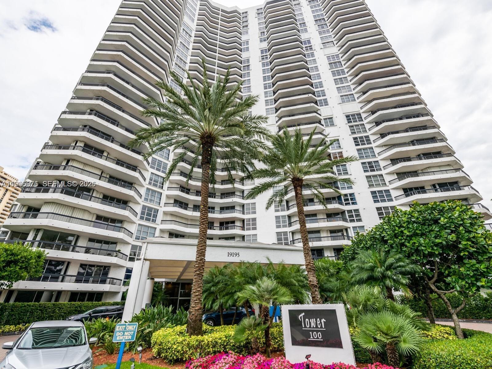 19195 NE 36th Court 201, Aventura, FL 33180 photo 18