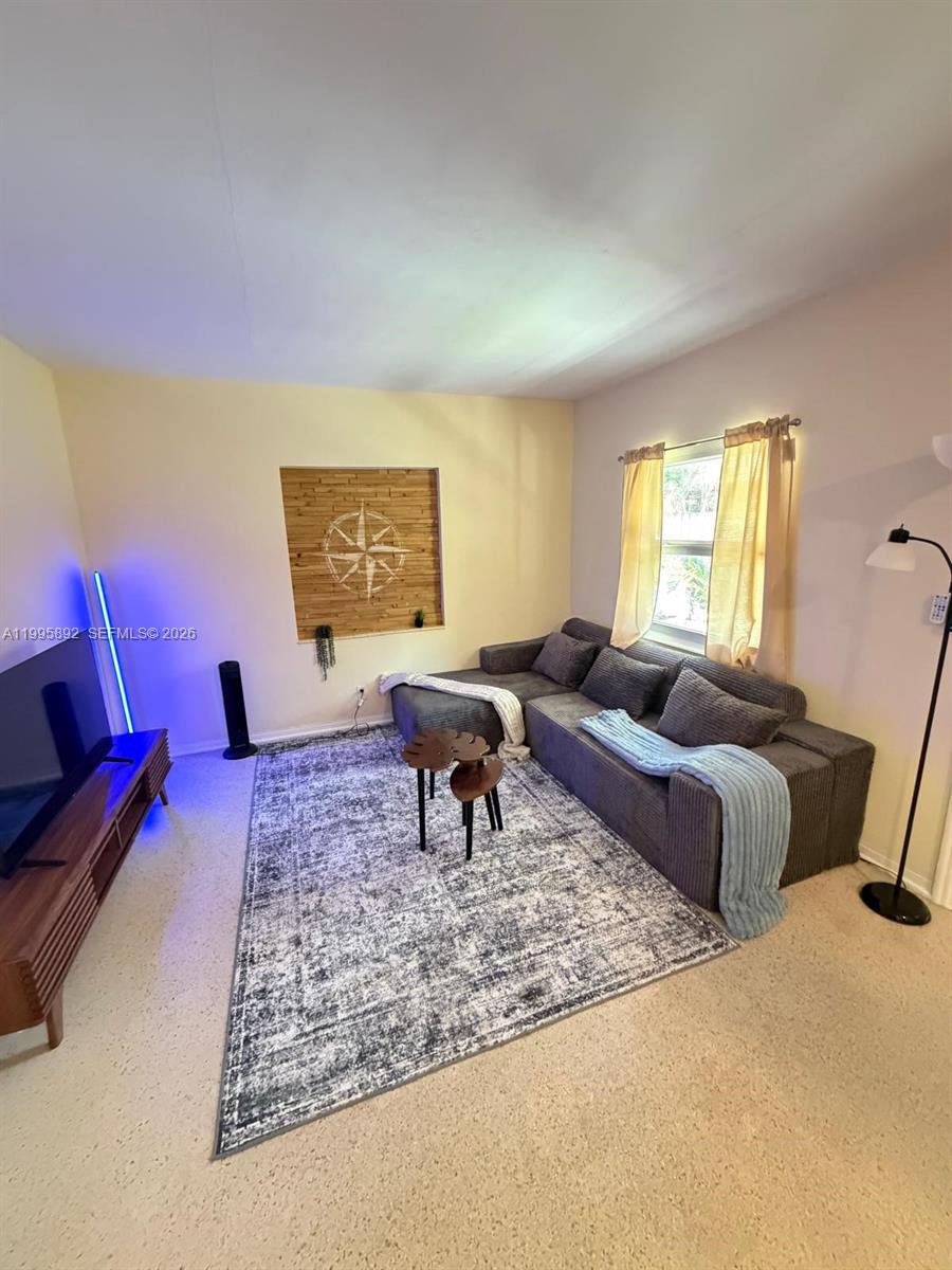 1111 N Victoria Park Road 3, Fort Lauderdale, FL 33304, Fort Lauderdale