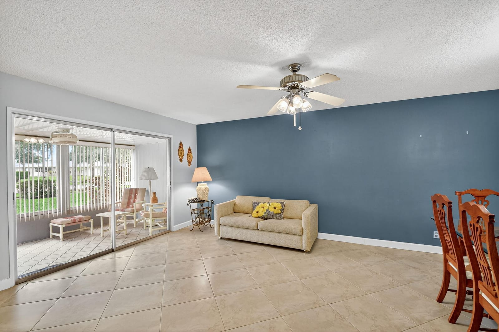 165 Amherst Lane, Lake Worth, FL 33467 photo 11