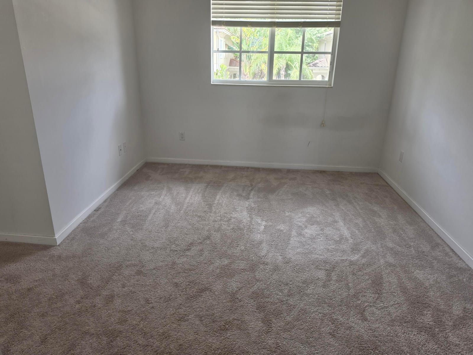 2615 SW 81st Terrace 2599 — photo 3