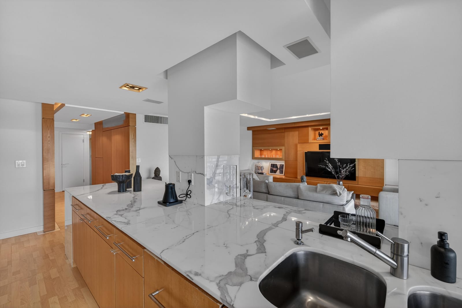 3050 NE 47th Court NE 607, Fort Lauderdale, FL 33308 photo 7