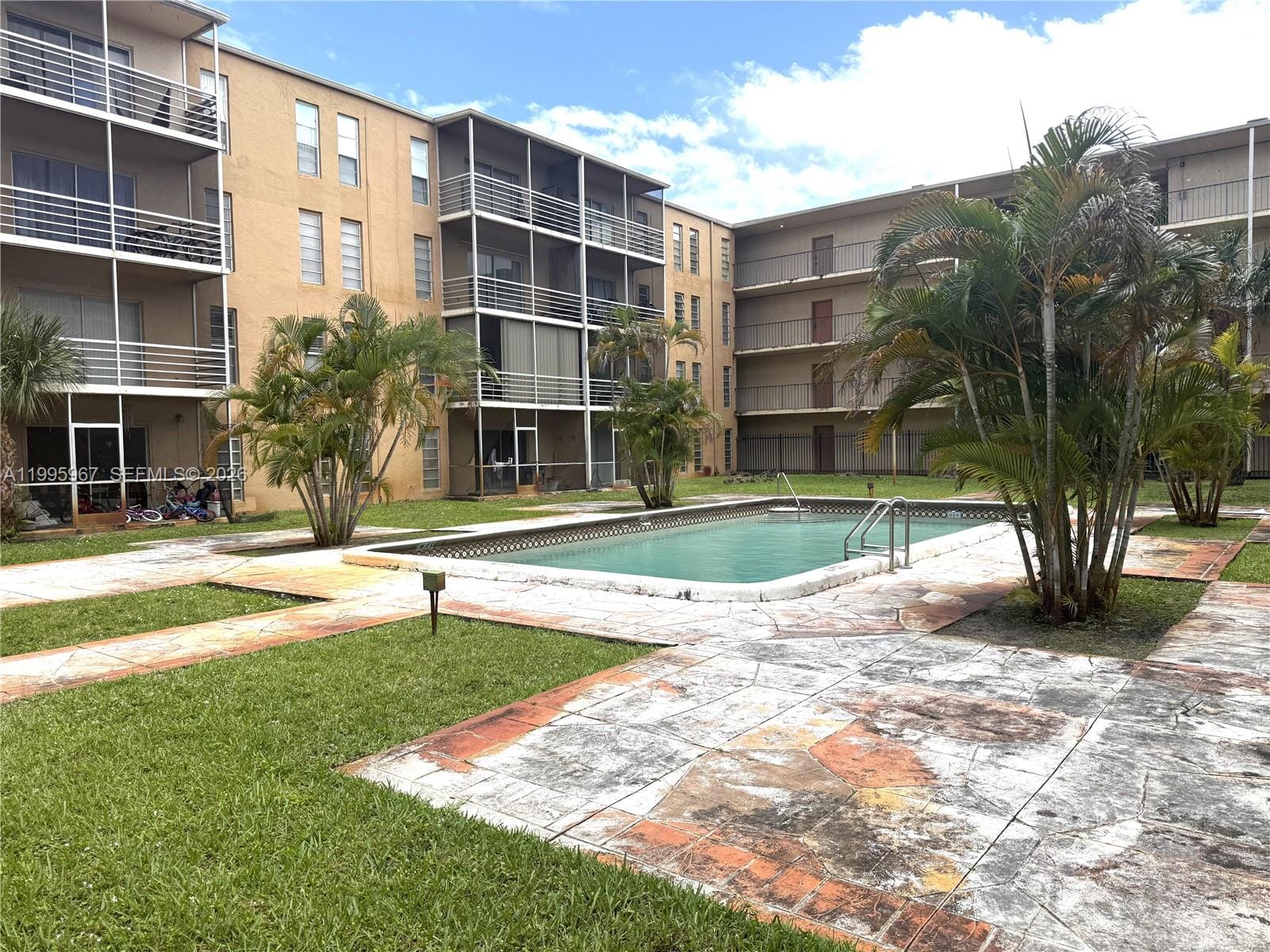 4848 NW 24th Court 325, Lauderdale Lakes, FL 33313 photo 18