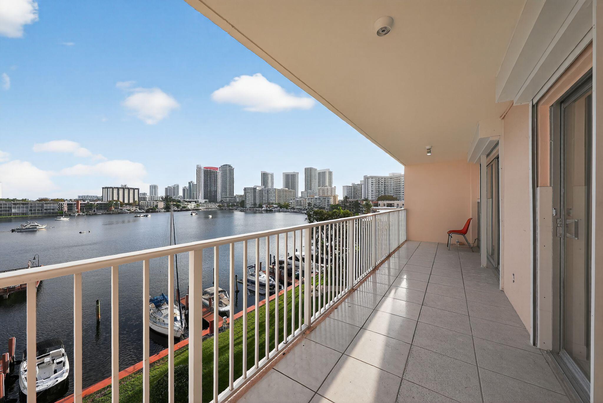 400 Golden Isles Drive 37, Hallandale Beach, FL 33009, Hallandale Beach