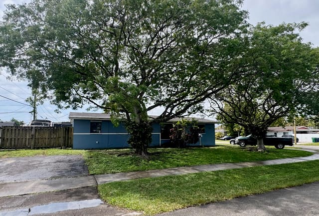 10060 SW 214th Street, sold in Cutler Ridge Sec 4, Cutler Bay, FL