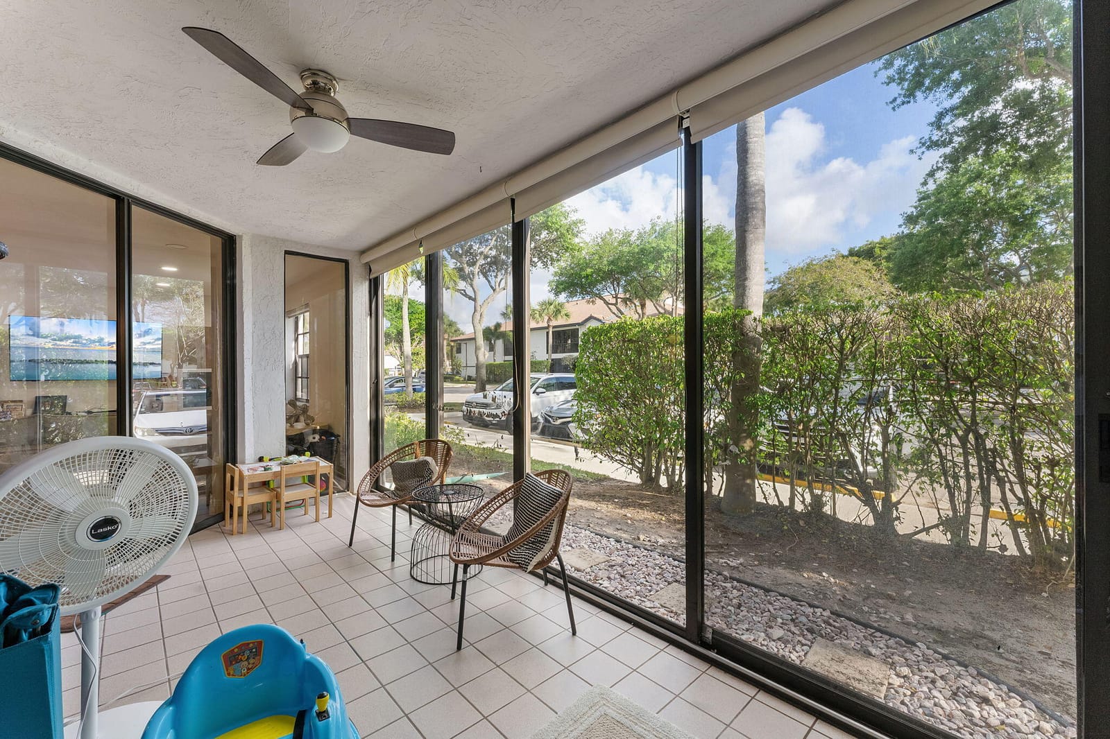 5171 Floria Drive H — photo 11