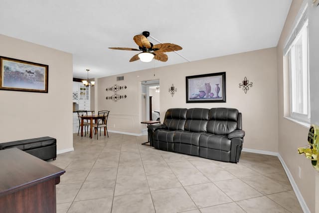 6263 NE 19th Avenue 1011, Fort Lauderdale, FL 33308