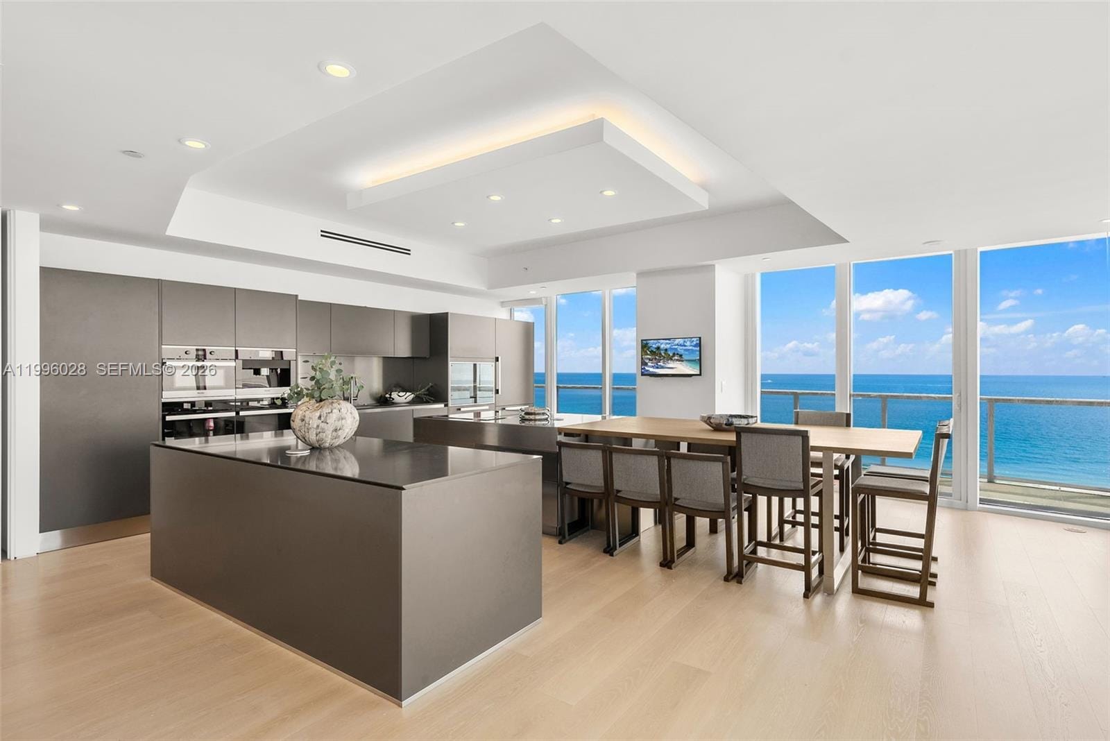 100 S Pointe Drive 1906/07, Miami Beach, FL 33139 photo 8