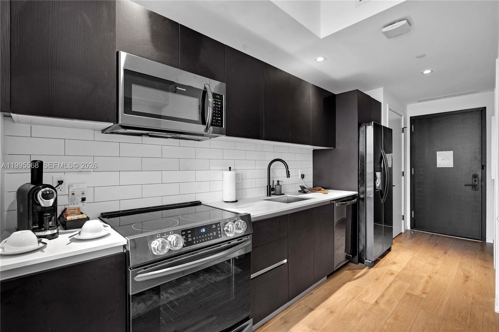 398 NE 5th Street 4712, Miami, FL 33132 photo 6