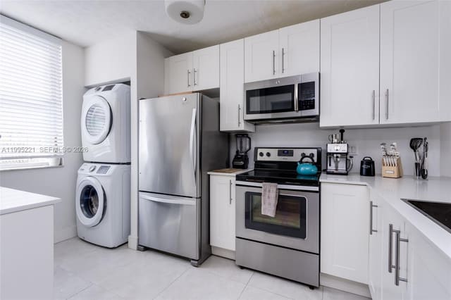 1651 NE 115th Street 28C, Miami, FL 33181