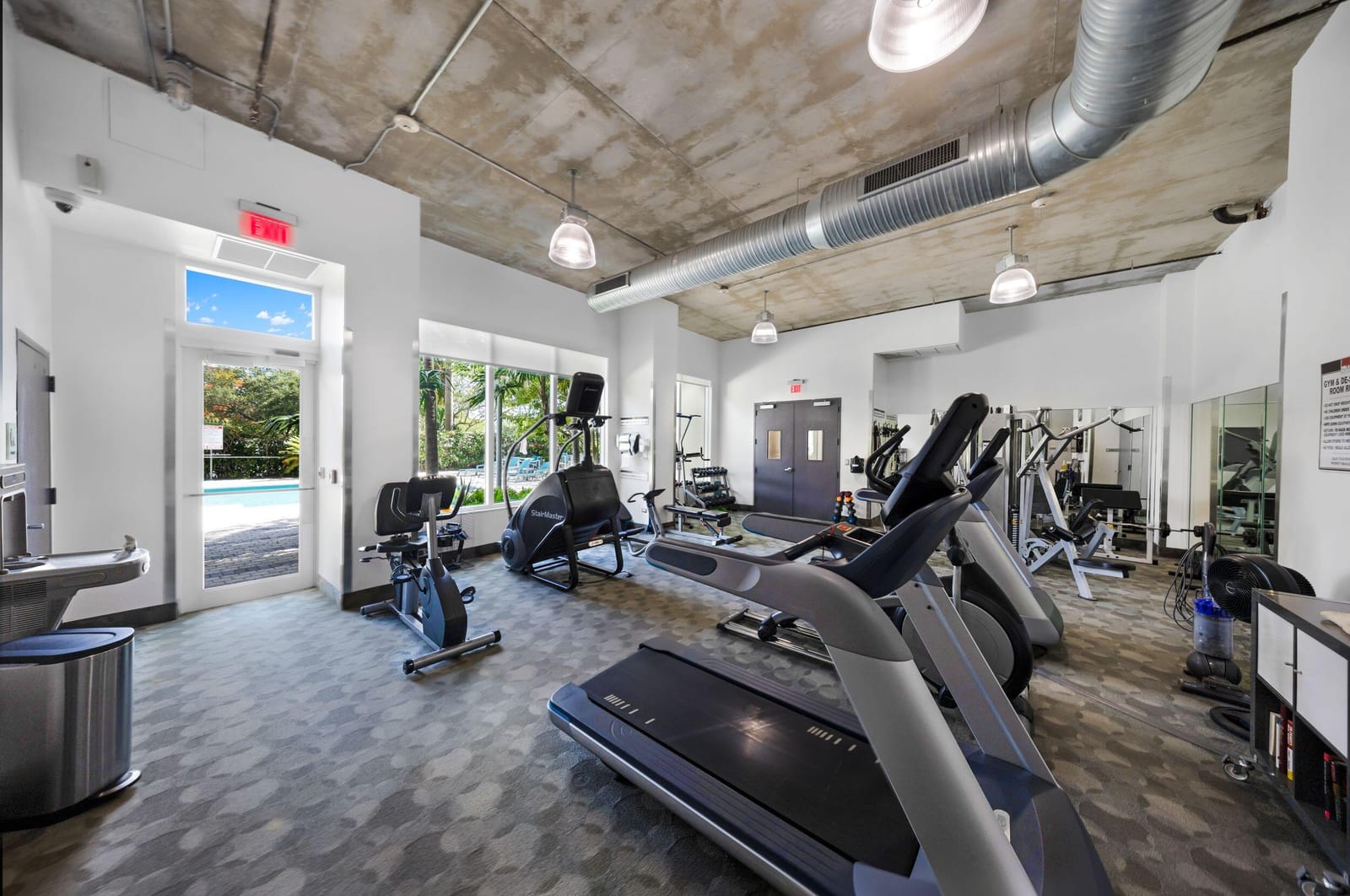 313 NE 2nd Street 602, Fort Lauderdale, FL 33301 photo 25