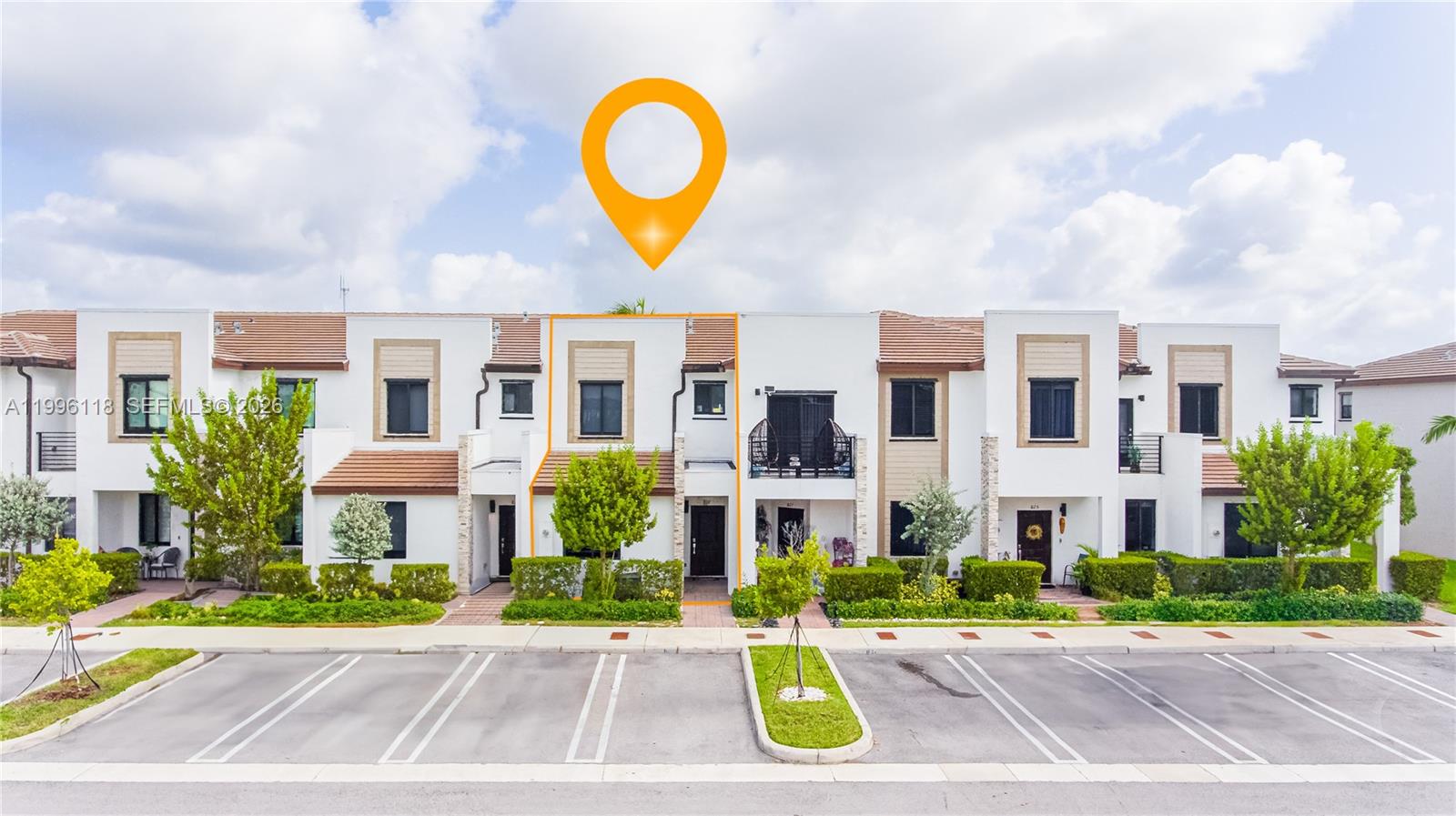 817 NE 211th Street, Miami, FL 33179, Miami