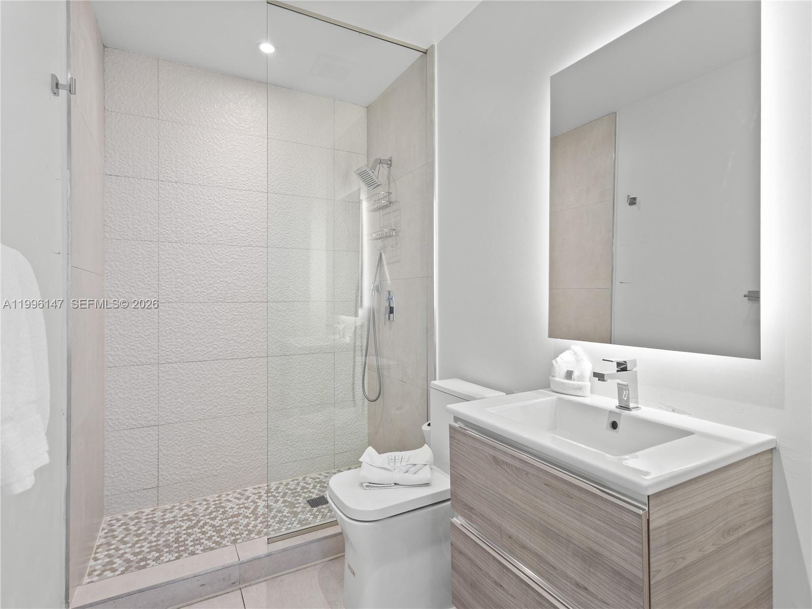 239 SW 9th Street 1403, Miami, FL 33130 photo 11