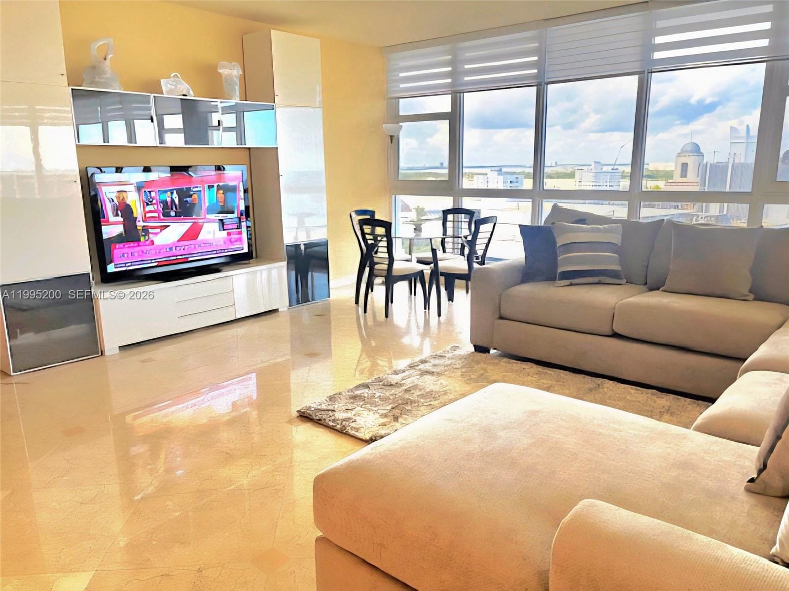 100 Lincoln Road PH4 — photo 1