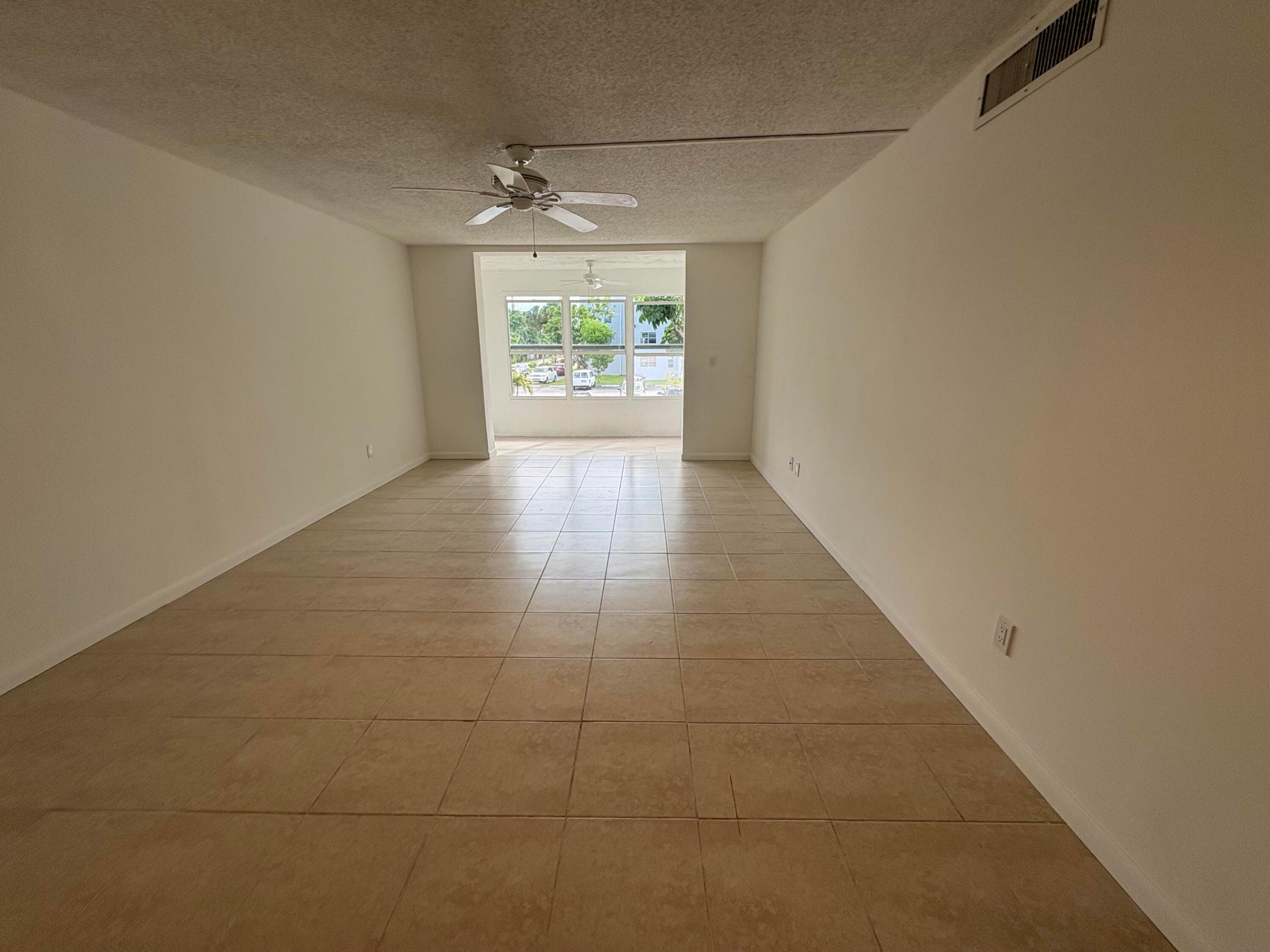 2850 Somerset Drive 208l, Lauderdale Lakes, FL 33311, Lauderdale Lakes