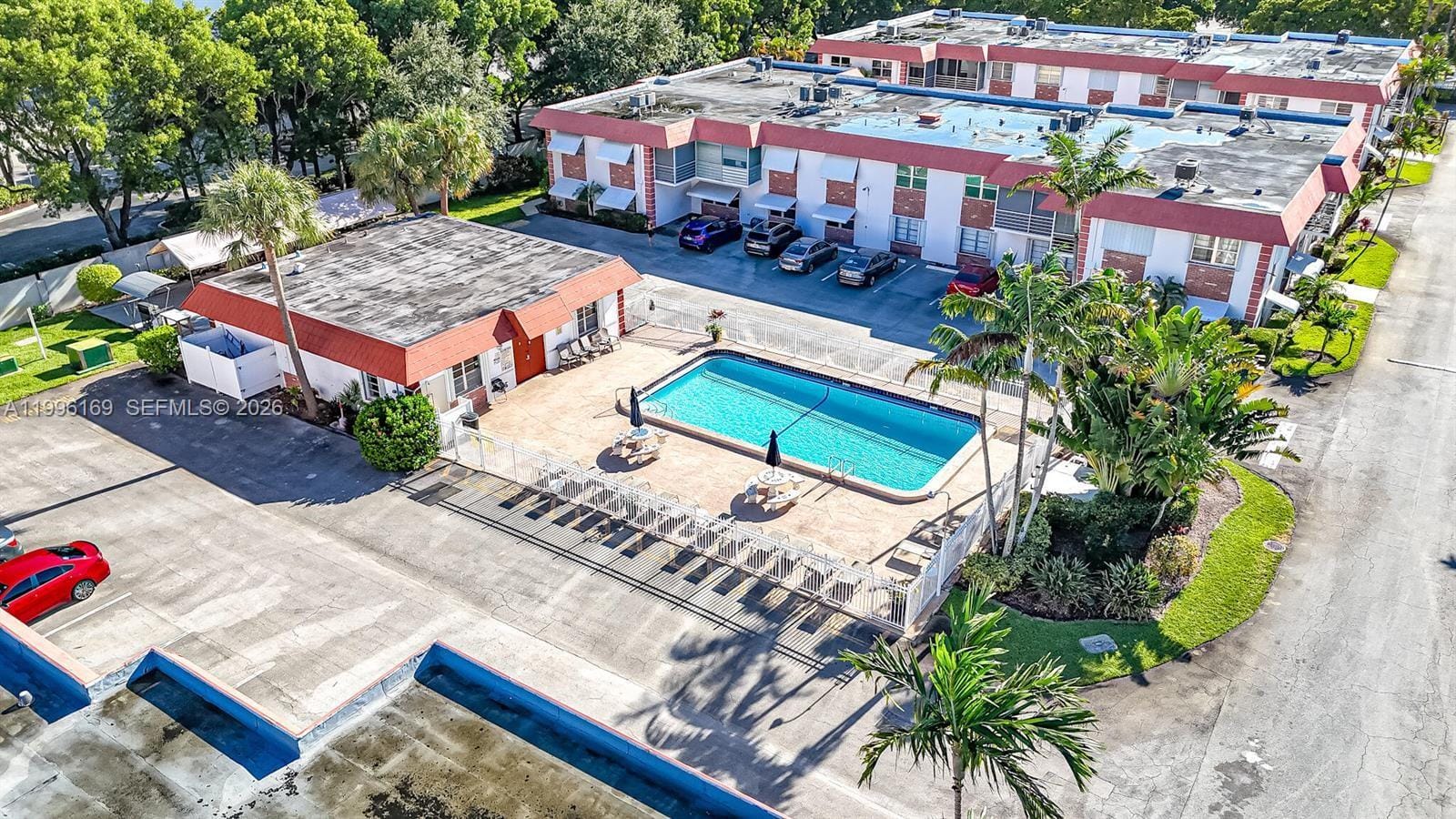 3550 NW 8th Avenue 409, Pompano Beach, FL 33064