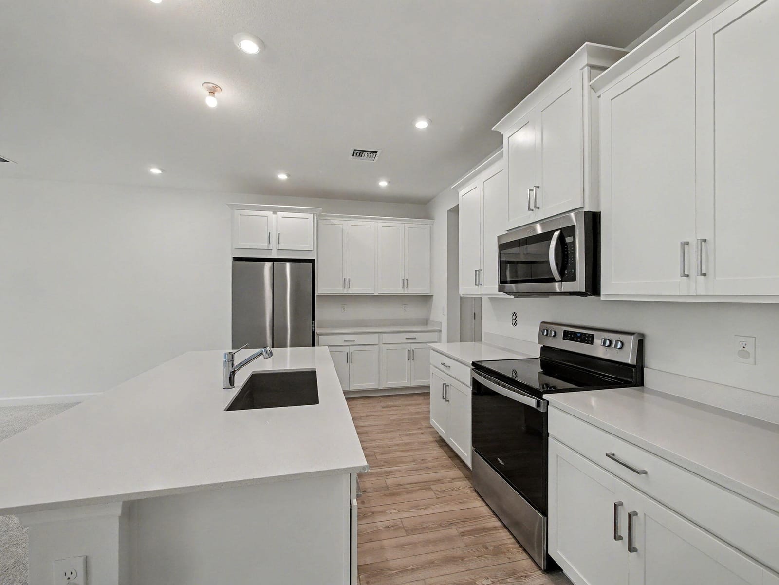 14182 SW Solange Street — photo 6