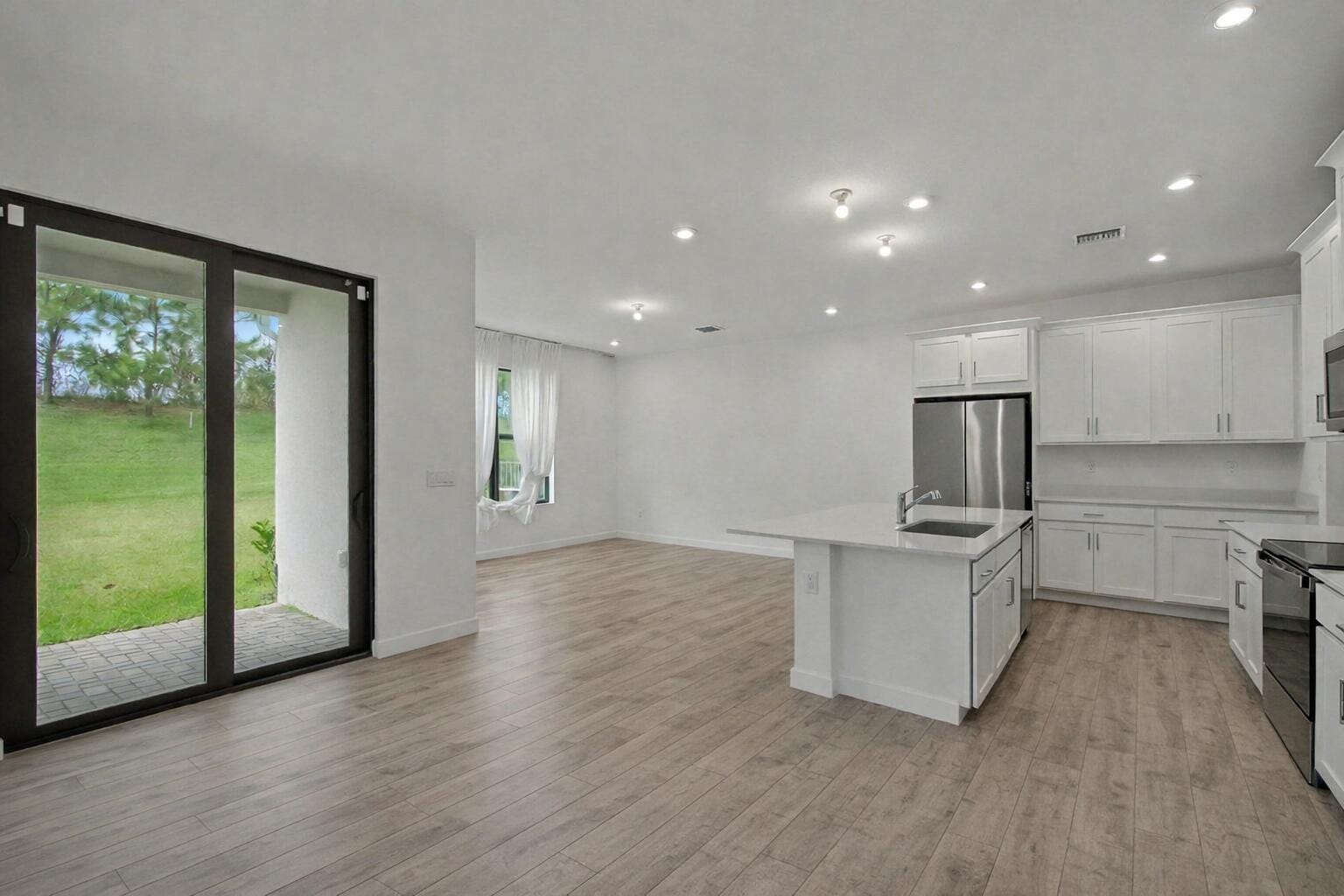 14182 SW Solange Street — photo 9