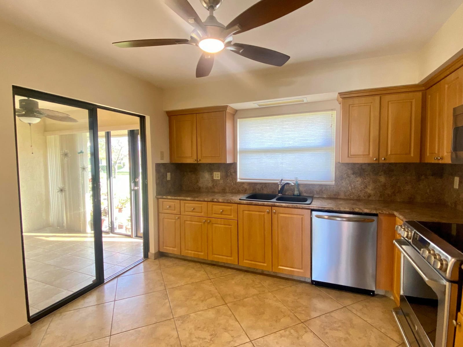 9840 Clusia Tree Drive A — photo 12