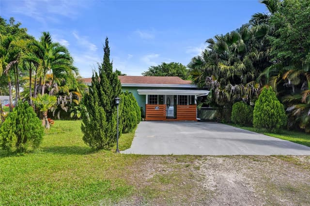 4790 SW 55th Avenue, sold in Newmans Survey, Davie, FL