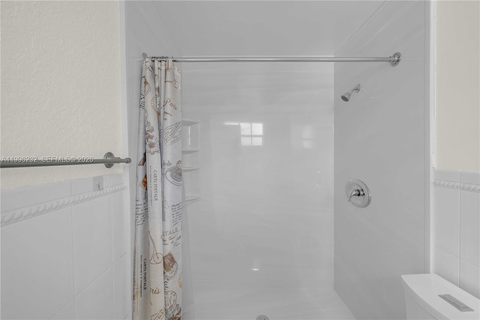 462 Golden Isles Drive 210, Hallandale Beach, FL 33009 photo 14