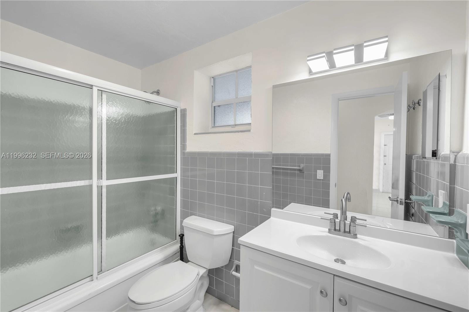 462 Golden Isles Drive 210, Hallandale Beach, FL 33009 photo 19