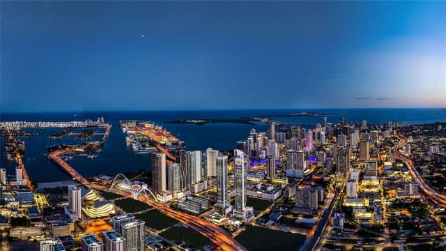 20 NE 11th Street 3706, E11even Residences, Miami, FL